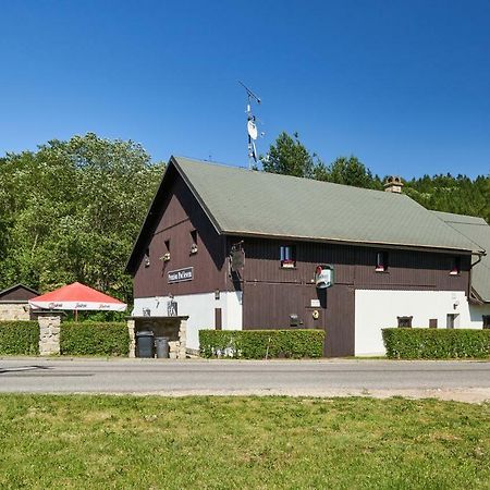 Penzion Pod Lesem Hotell Hodkovice Exteriör bild