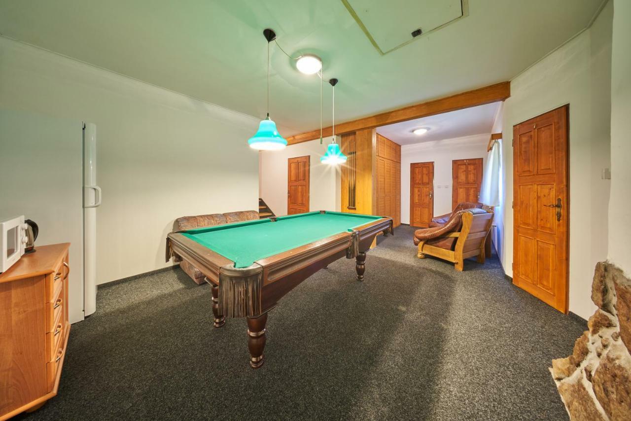 Penzion Pod Lesem Hotell Hodkovice Exteriör bild